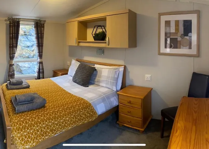 Beautiful Bright Holiday Let, 5 Miles From Dornie