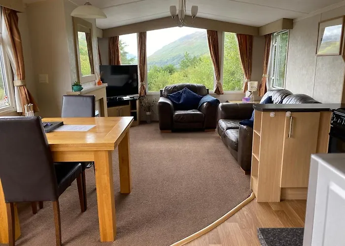 Beautiful Bright Holiday Let, 5 Miles From Dornie